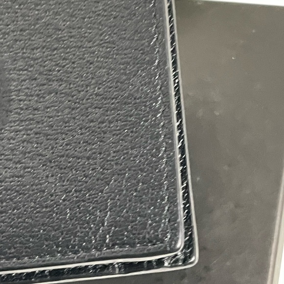 SOLD ON INSTAGRAM. Authentic Gucci Wallet Brand New condition - Picture 9 of 11